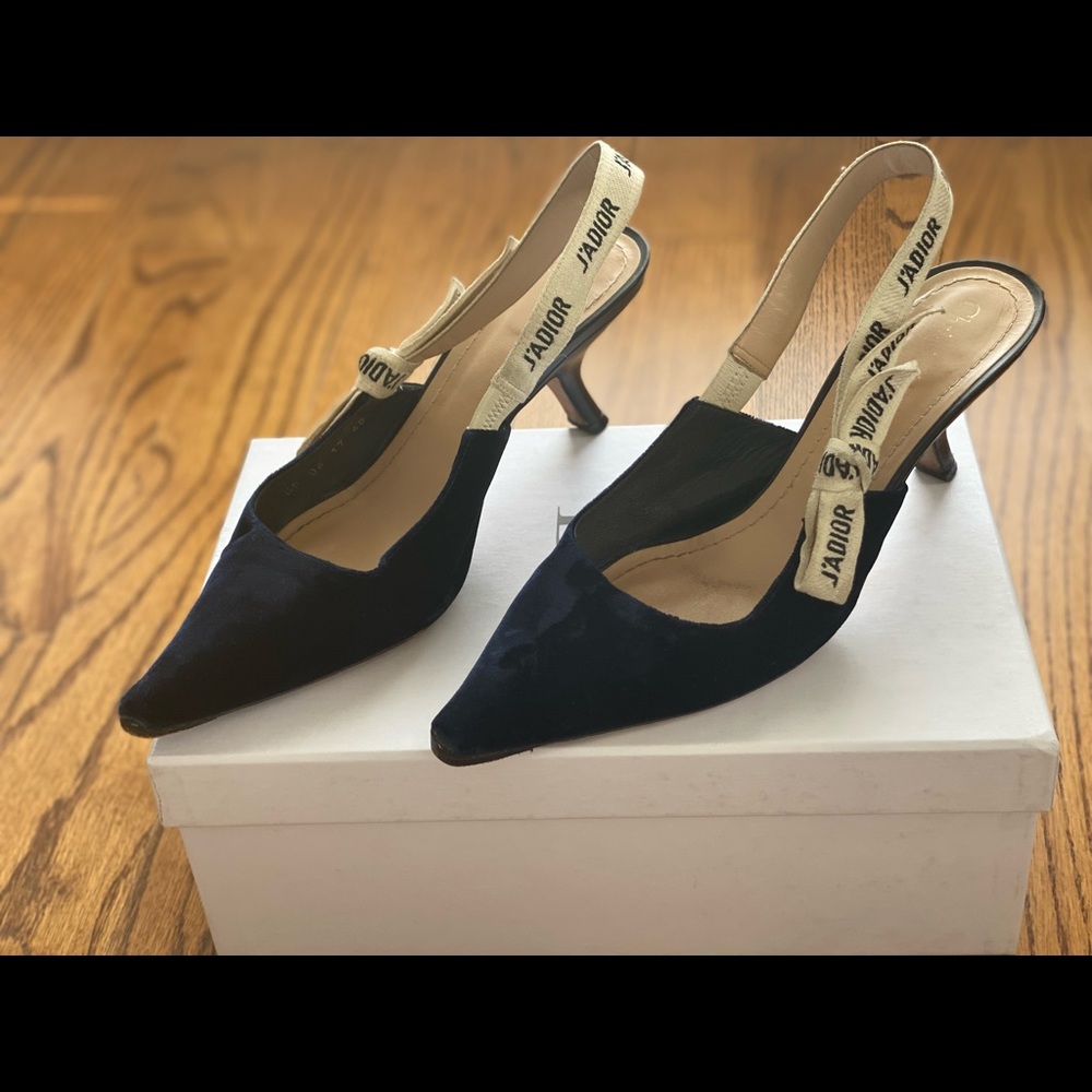 Blue velvet J’ADIOR Slingbacks - Picture 2 of 6